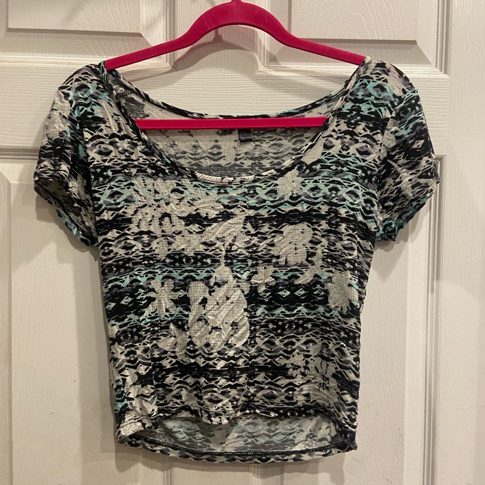 Cropped top